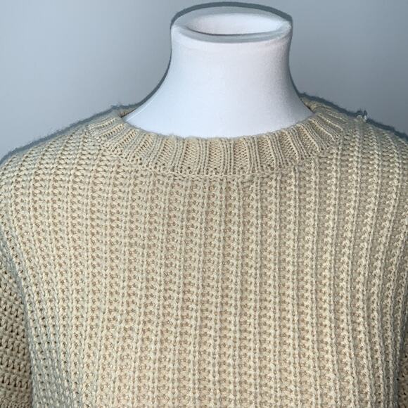 Moon & Madison Beige Cropped Knit Sweater Sz M - Picture 4 of 7